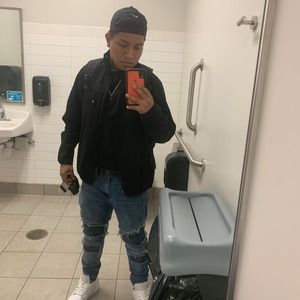 Meet your Posher, Jonathan